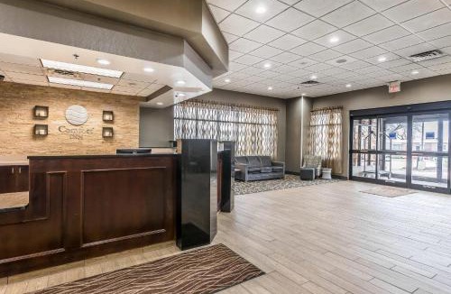 South Central Omaha Hotel | Comfort Inn SW Omaha I-80