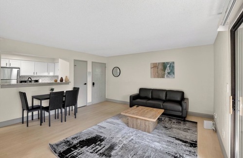 Lenexa Apartment | Comfortable 1-bedroom with cozy living