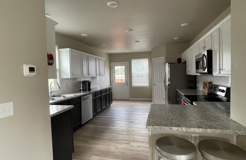 Fox Farm-College House | Comfortable 3 bedroom home with big yard and convenient location