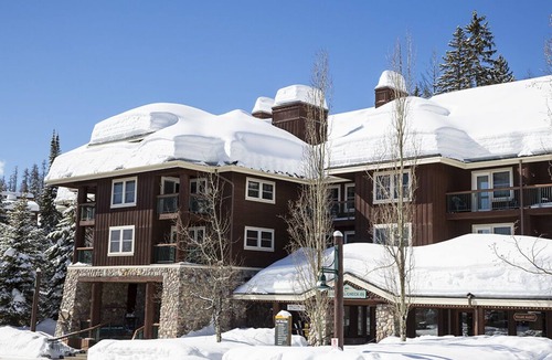 Whitefish Hotel | Comfortable Hotel Room with Amenities