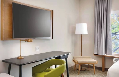 Union Square Hotel | Comfortable Stay with Breakfast and Pool | Minutes from Downtown Denver
