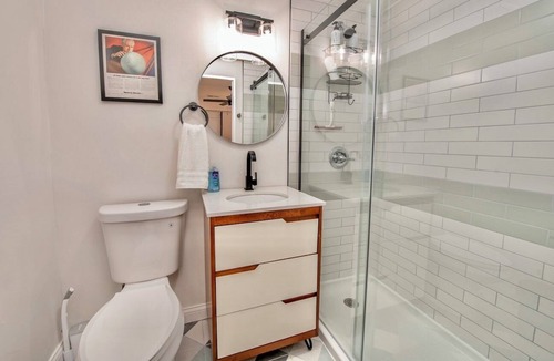 South Hyde Park Apartment | Completely remodeled apartment in the heart of Kansas City
