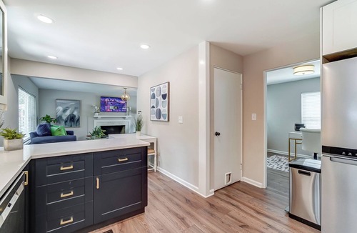 Kettering House | Completely updated home! -Close to hospitals, UD, Wright Patt Air Force Base.