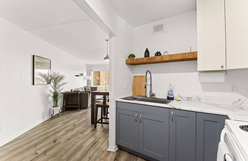 Orange Prairie Apartment | Concord B8 · Slice of the Good Life: Concord B8