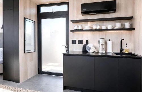 Torrey House | Contemporary Mirror Cabin Escape with Stargazing & Desert Views near Capitol Reef, Torrey Utah