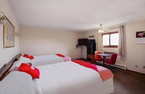 Cheyenne Wells House | Convenient Stay, Superb Location! 3 Convenient Units, Free Parking