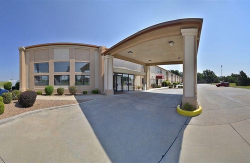 Park City Hotel | Coratel Inn & Suites by Jasper Park City