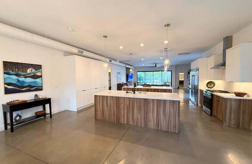 Encanto House | Coronado Designer Home | Pool | Walk to Dining