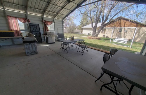 Lapoint House | Corporate Guest Charmer, Clean, and Well Cared For on 2 Acres- Blueys HappyPlace