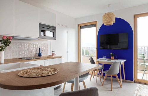 Dardilly Apartment | Cosy 33m2 studio with view of Monts d'Or & Lyon
