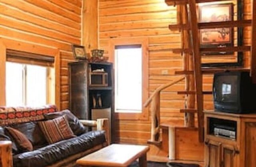Afton Cabin | Cottonwood Cabin in Dry Creek