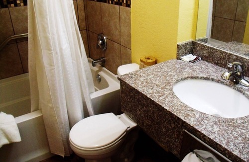 Sterling Hotel | Country Inn Sterling
