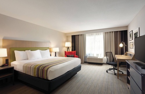 Lawrence Hotel | Country Inn & Suites by Radisson Lawrence