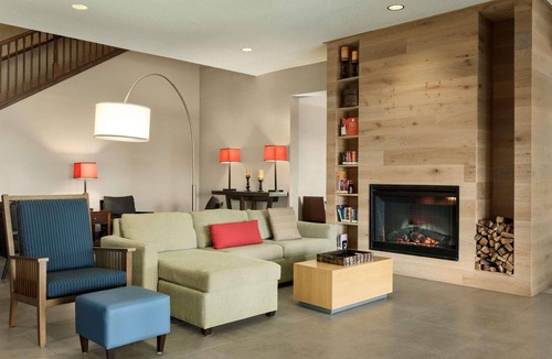 I-435 West KC-KS Hotel | Country Inn & Suites by Radisson, Kansas City at Village West, KS