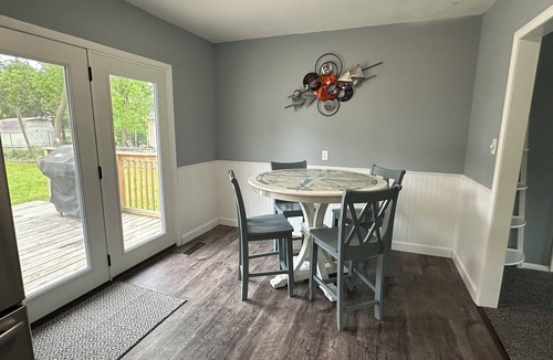 Emporia House | Country Vibe on Weaver