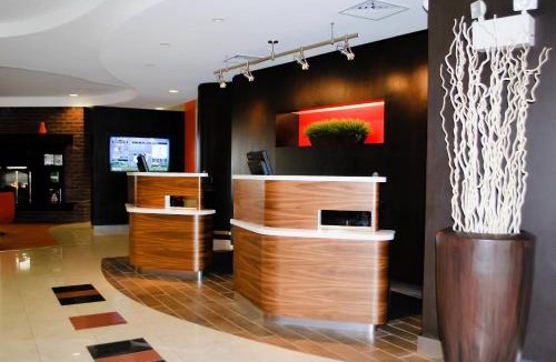 Salina Hotel | Courtyard by Marriott Salina