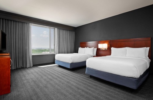 North Kansas City Hotel | Courtyard Kansas City at Briarcliff