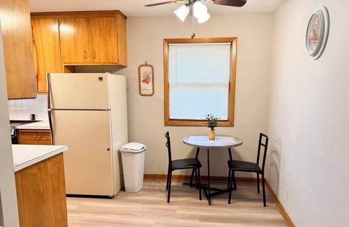 Lincoln Apartment | Cozy 1-bedroom apartment in peaceful neighborhood.