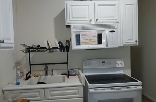 The Conservatory at the Plains House | Cozy 1-Furnished bedroom in a house in Aurora with AC