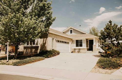 The Conservatory at the Plains House | Cozy 1-Furnished bedroom in a house in Aurora with AC