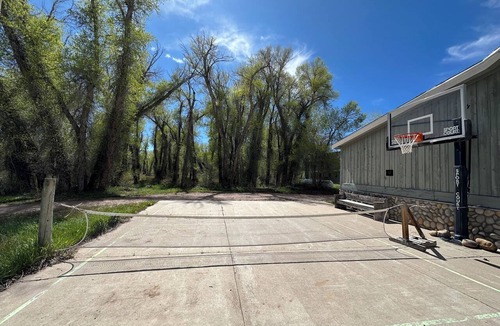 Uinta County Cabin | Cozy 2-bedroom cabin on private 1200 acre ranch; wildlife, views, adventure