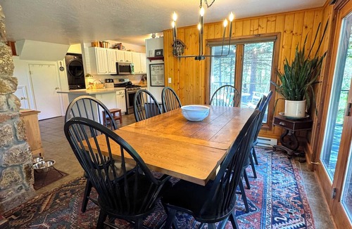 Cuchara House | Cozy 3BR Creekside Cabin - Summer Fun, Fall Foliage & Winter Skiing