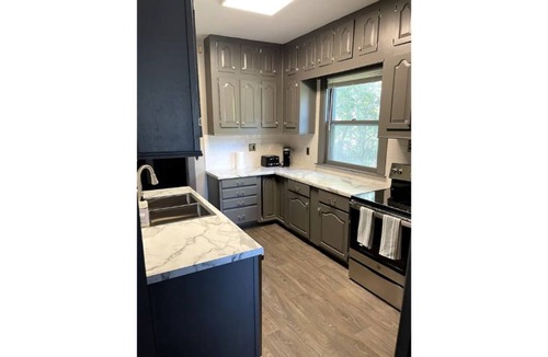 Midtown House | Cozy 4-bedroom home walking distance to Blackstone