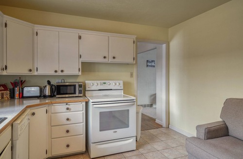 Leadville North House | Cozy Bear Cottage- Nice large home in town. Close to Ski Cooper!