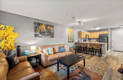 Steamboat Springs Apartment | Cozy condo, world-class amenities, gondola to base