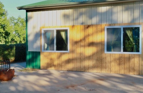 Lafayette County Apartment | Cozy Country Cabin- Studio Apartment located outside of Kansas City, MO