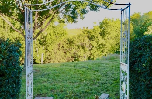 Lafayette County Apartment | Cozy Country Cabin- Studio Apartment located outside of Kansas City, MO