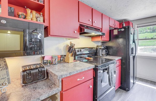 Cuchara Cottage | Cozy Creekside Cabin in La Veta: Hike & Fish!