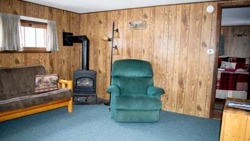 Red Feather Lakes House | Cozy Glamping Cabin in Red Feather Lakes, Perfect for an Escape to the Rocky Mountains