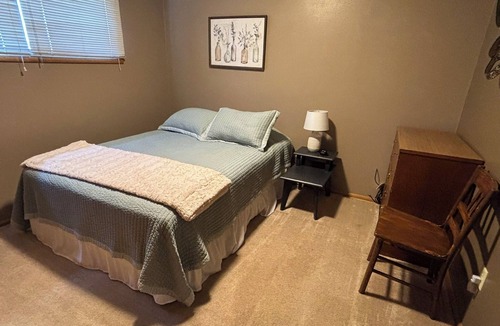 Scott City House | Cozy Haven on 96!