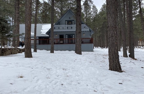 Angel Fire Cabin | Cozy Mountain Retreat