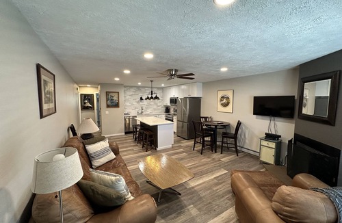 Fraser Condo | Cozy Top Floor Unit, Mountain Views, Sunsets with Biking and Hiking Trail Access