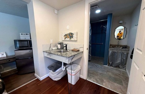 Medicine Park Cabin | Cozy Wheelchair-Friendly Tiny House with Patio near Medicine Creek in Medicine Park, Oklahoma