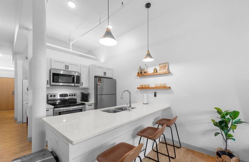Duluth Apartment | Craft District Apt w/Gym & Coffee Shop 205
