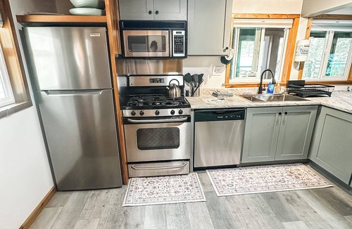 Bayfield Cabin | Croll Cabins-Martin Lakeside (#2) at Vallecito Lake