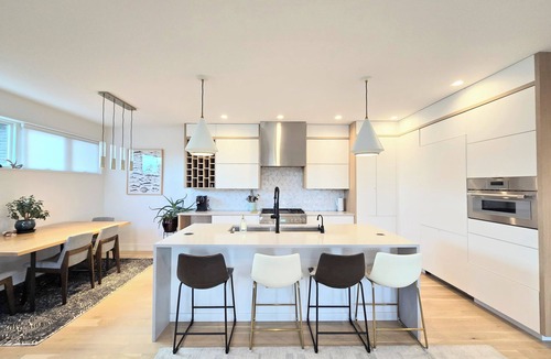 Villa Park House | Custom Luxury Home Modern Denver 4BR 5BA Skyline Rooftop Fire pit Chef Kitchen