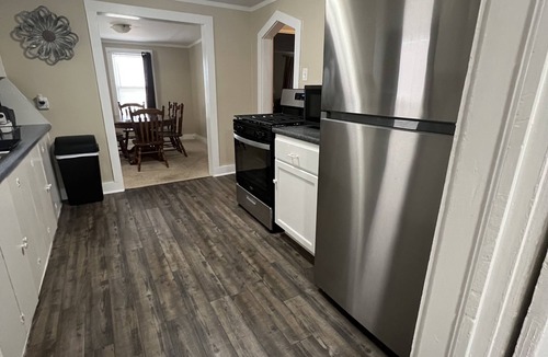 Ponca City House | CUTE, QUIET, & COZY Farmhouse - Minutes away from everything in Ponca City!