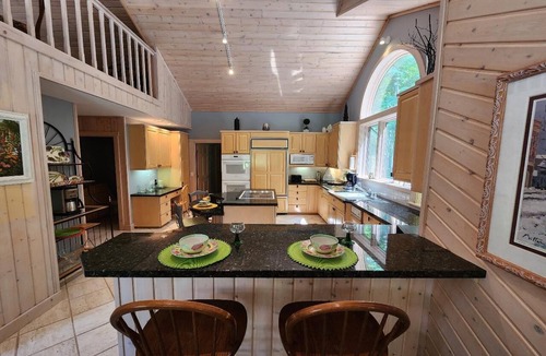 Birchwood Farms House | Dancing Moose – Spectacular fairway views & NEW tiered outdoor patios