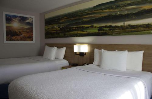 Colby Hotel | Days Inn by Wyndham Colby