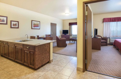 Ellis Hotel | Days Inn by Wyndham Ellis