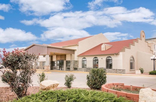 Lamar Hotel | Days Inn by Wyndham Lamar
