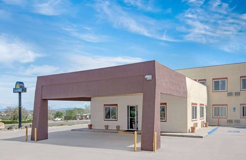 Taos Hotel | Days Inn by Wyndham Taos