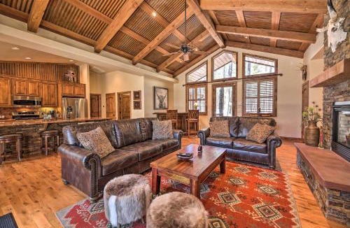 Mountain Pine Estates House | Deck + Fire Pit: Family-Friendly Lakeside Retreat