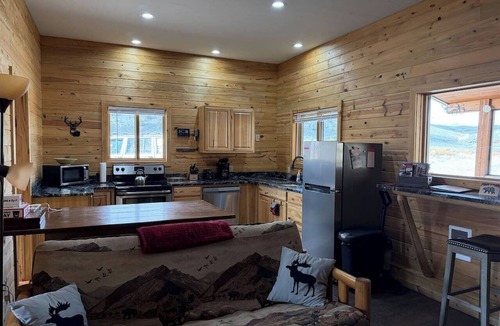 Dubois Cabin | Deer Fawn Cabin