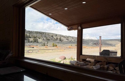 Dubois Cabin | Deer Fawn Cabin