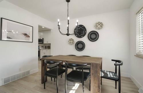 Allendale Area House | DenverStays: 5BR Stylish and Modern Home w/Garage, great for pets and families!